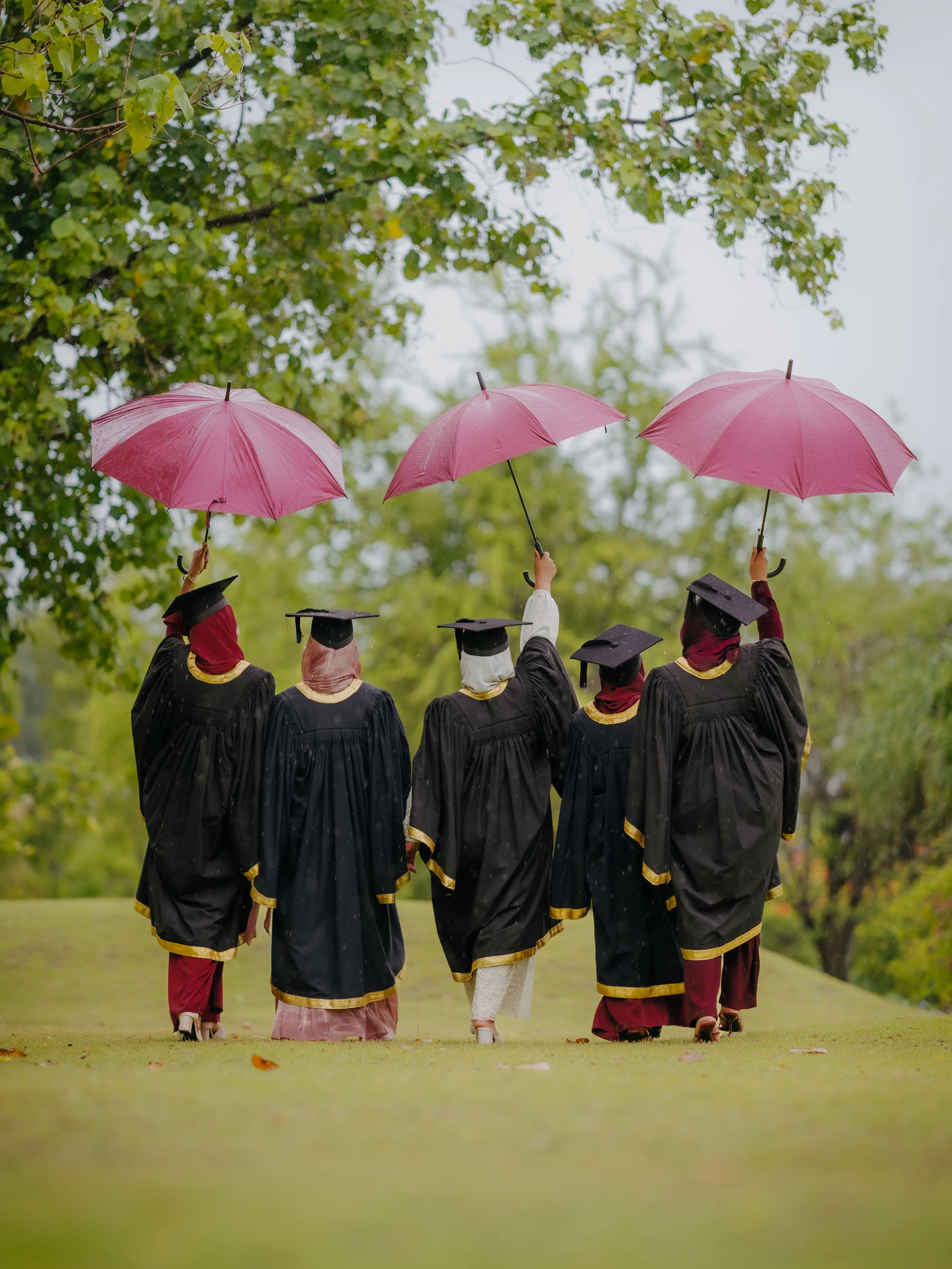 Graduation photography in the Maldives by moment.mv — photo 16