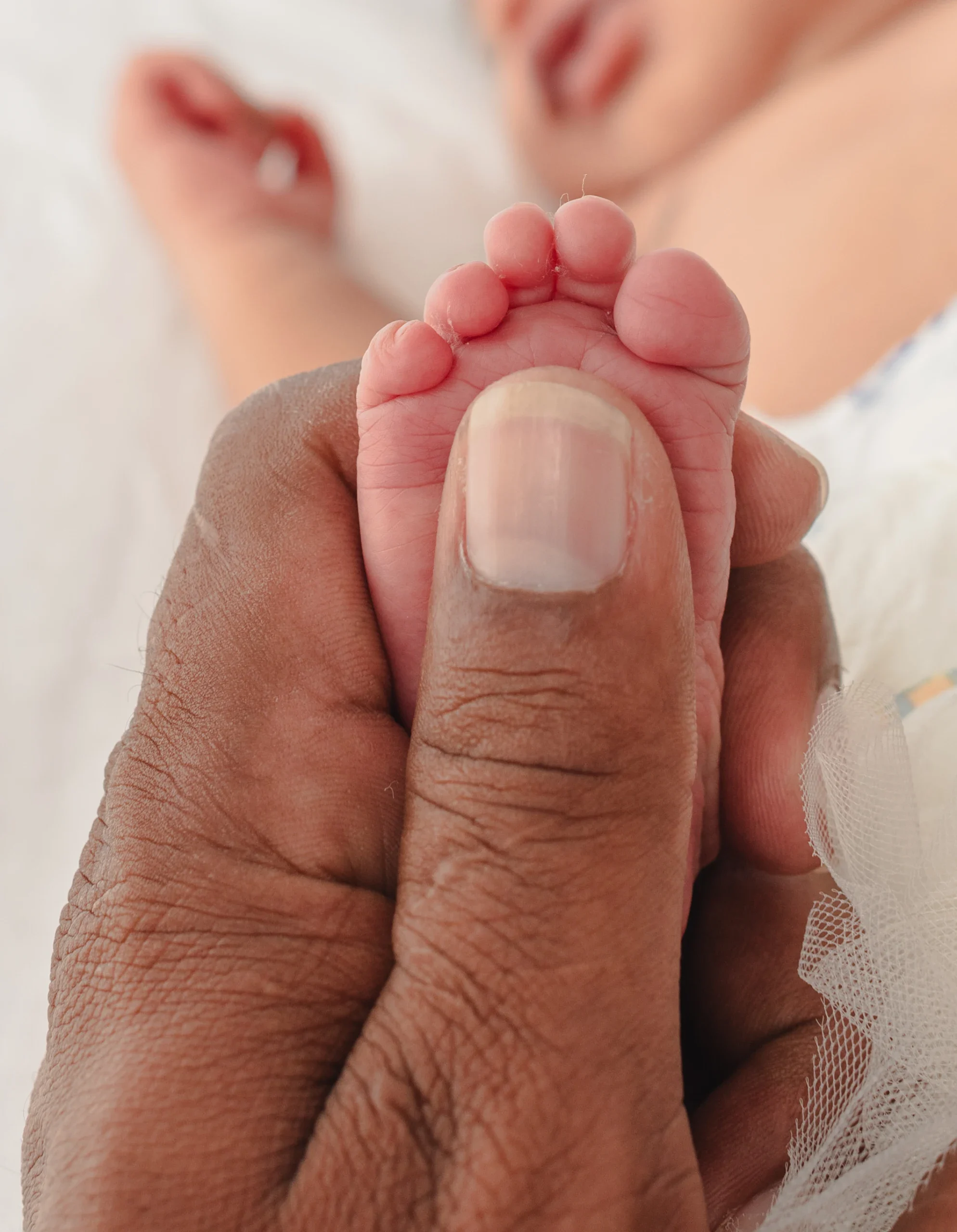 Newborn photography in the Maldives by moment.mv — photo 12