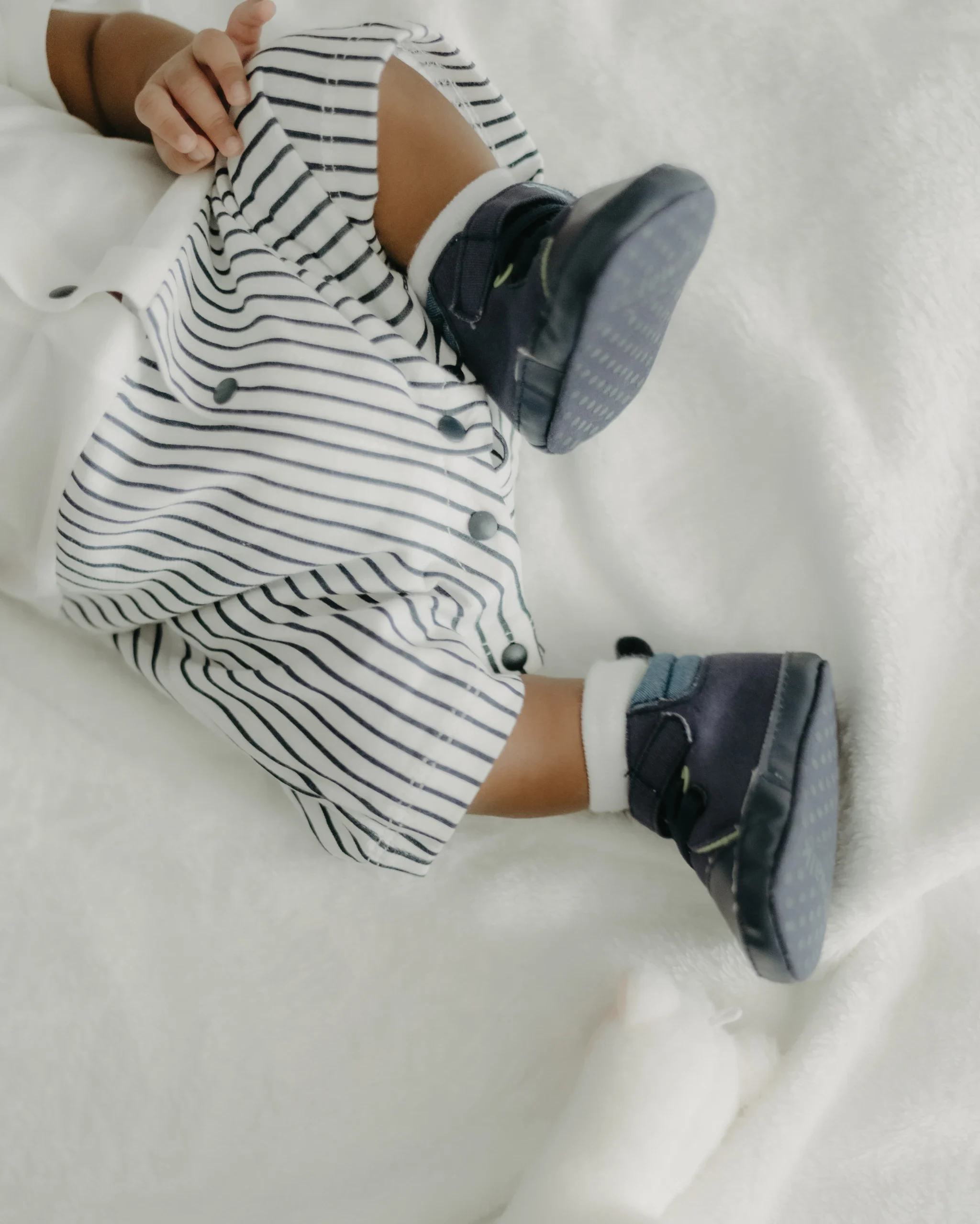 Newborn photography in the Maldives by moment.mv — photo 7