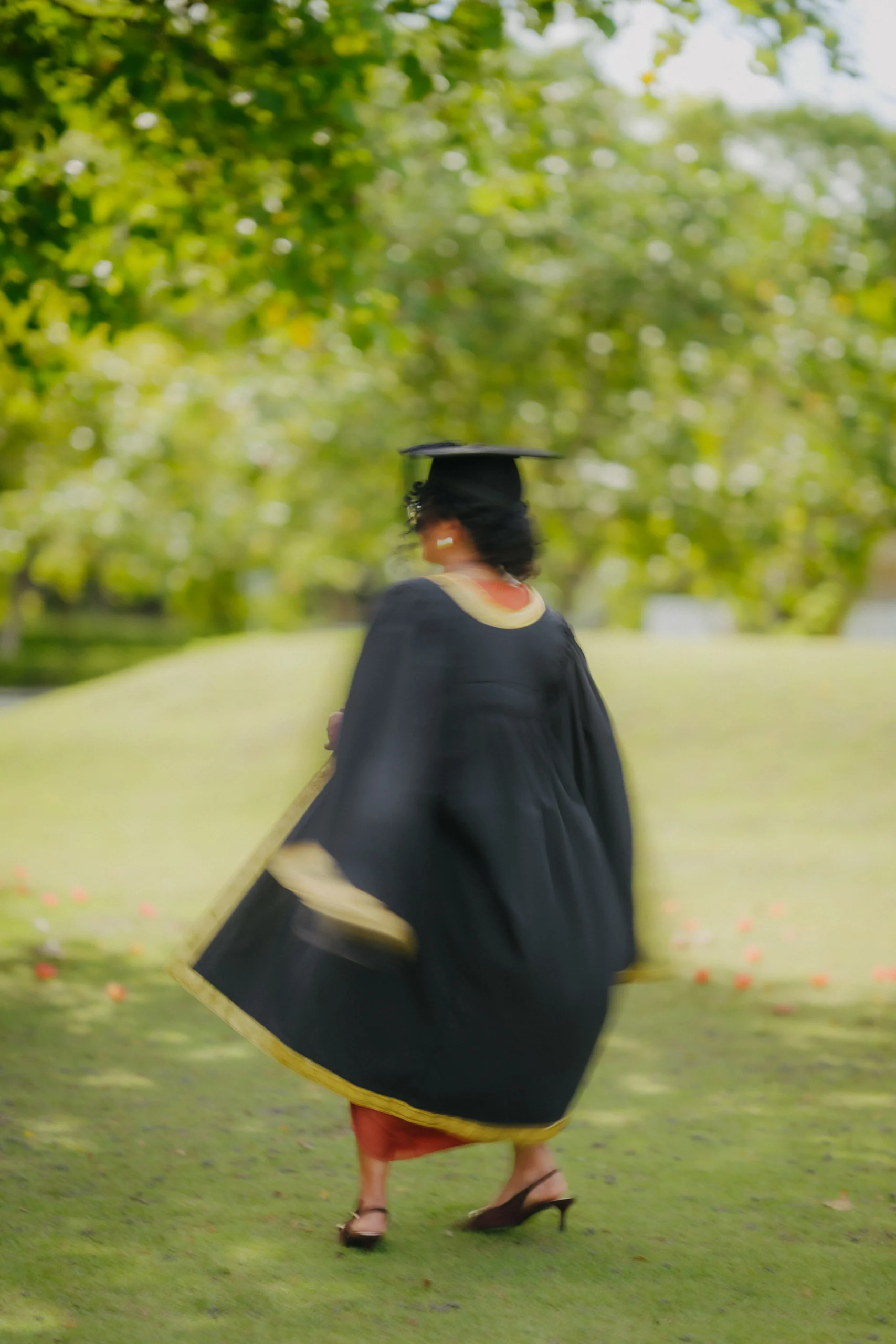 Graduation photography in the Maldives by moment.mv — photo 8